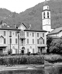 Black And White Italian Villa On The Lake Diamond Painting