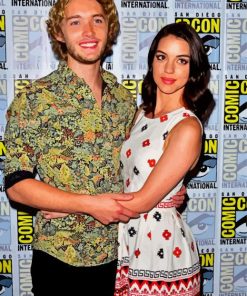 Toby Regbo And Adelaide Kane Diamond Painting