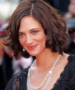 Classy Asia Argento Diamond Painting