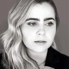 Black And White Mae Whitman Diamond Paintings